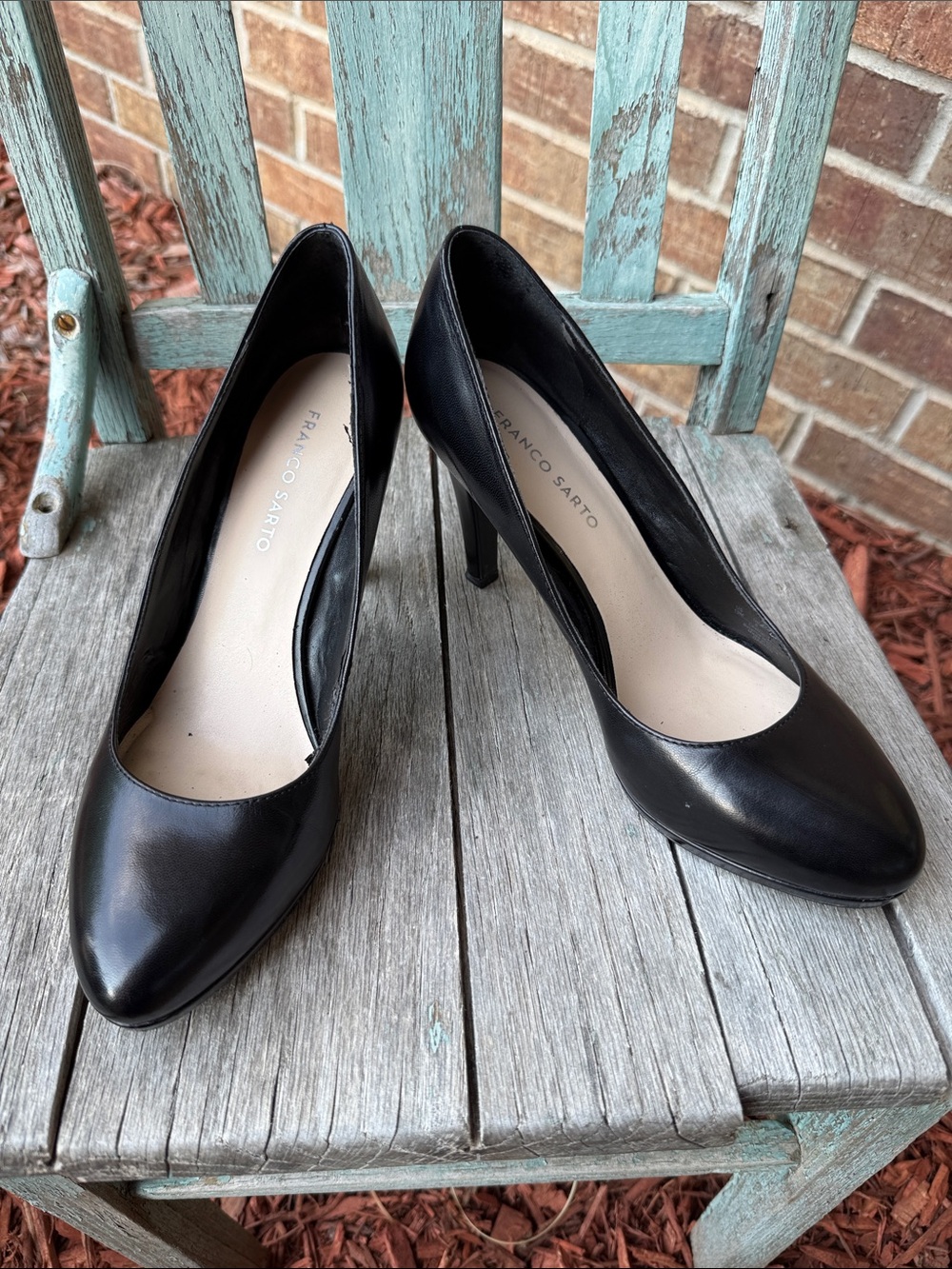 Franco Sarto Ladies 10M Black Pointed-Toe Leather Pumps~pls read!